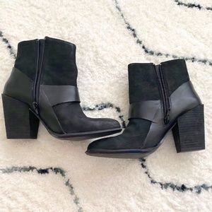 Black Aldo Booties Size 7.5